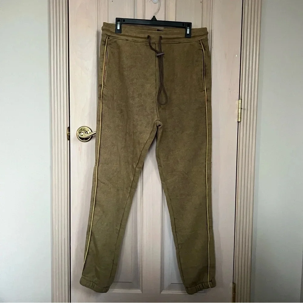 New! Alphalete Essential Oversized Jogger Brown 9866
